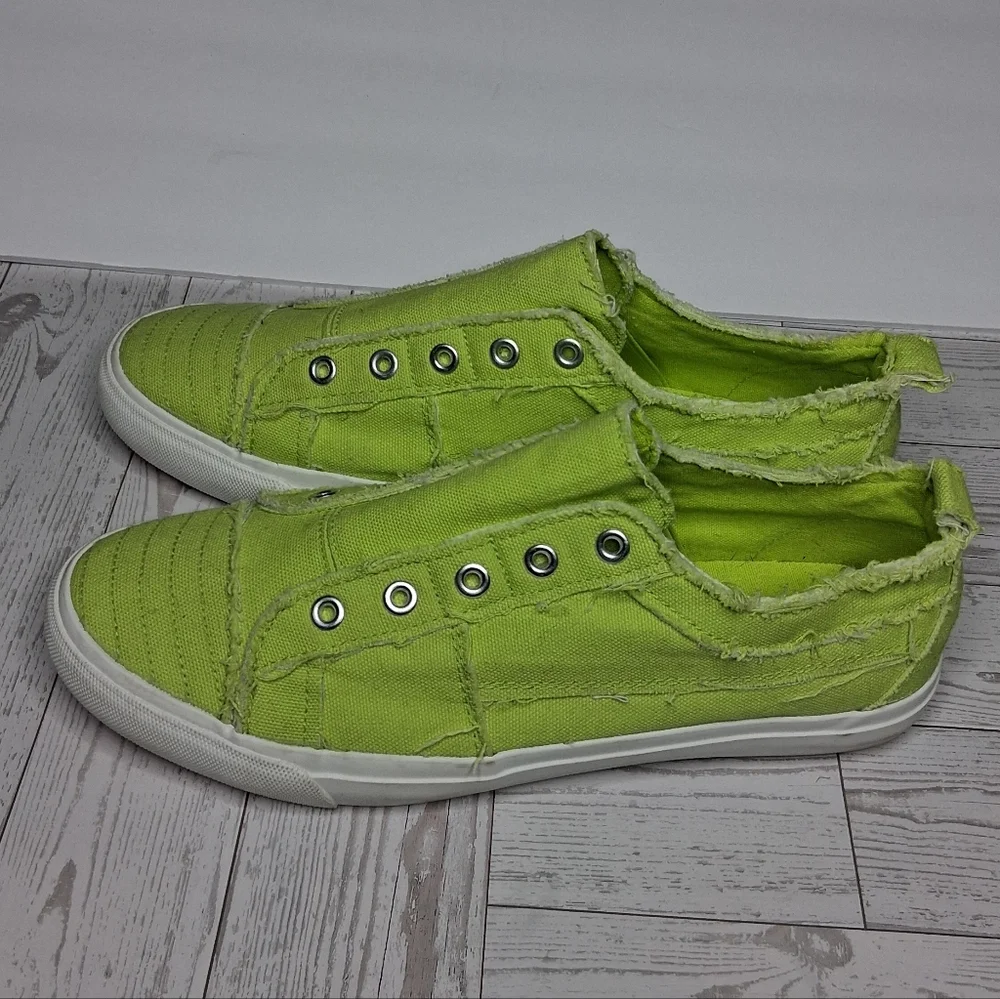 Corkys Lime Green Babalu Women's Slip On Sneakers Size 10